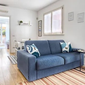  Appartamento Comfy And Central