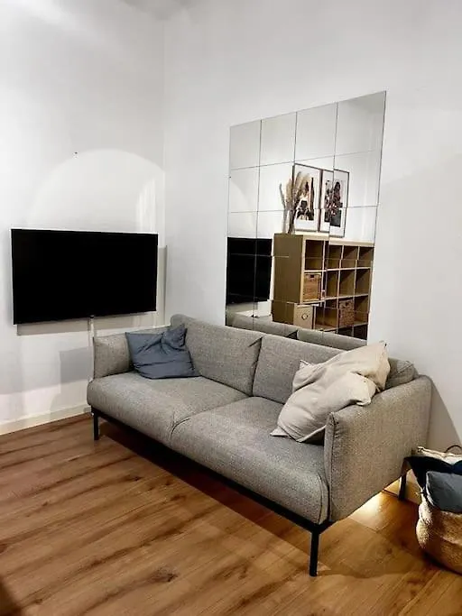 In-Experience City Apartment Milan Italy
